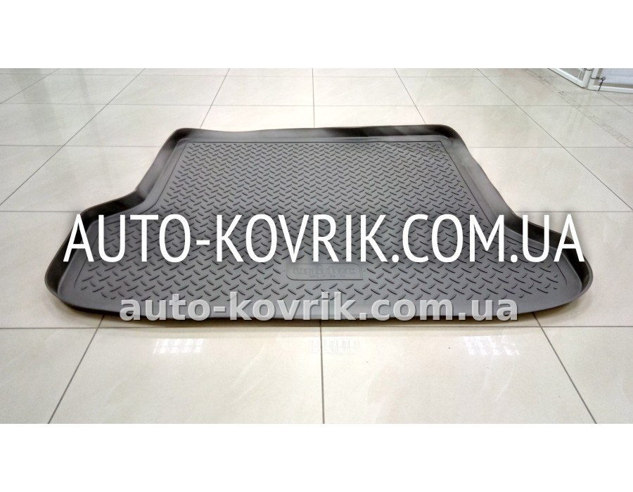 Килим в багажник Volvo XC70 Wagon 2000-2007 полимер