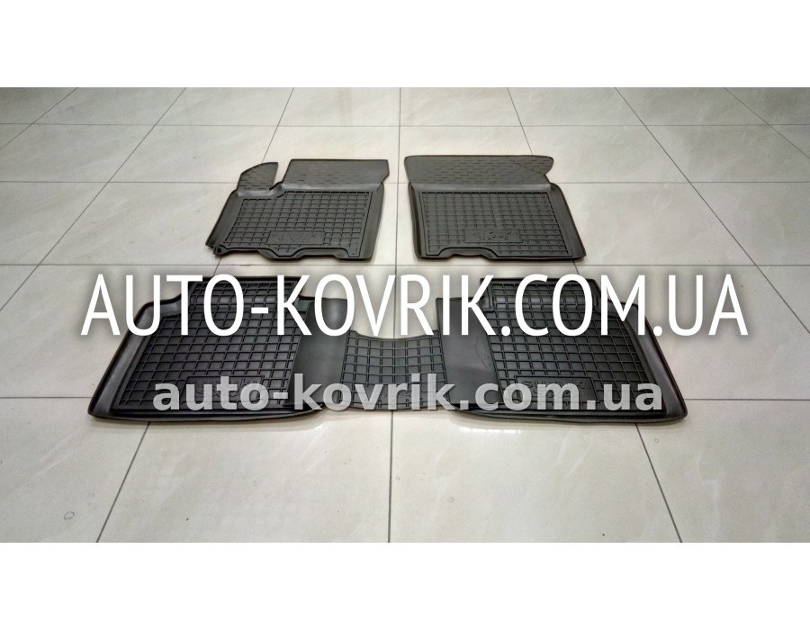 Килими в салон Поліуретанові на Сузуки SX4 с 2013->