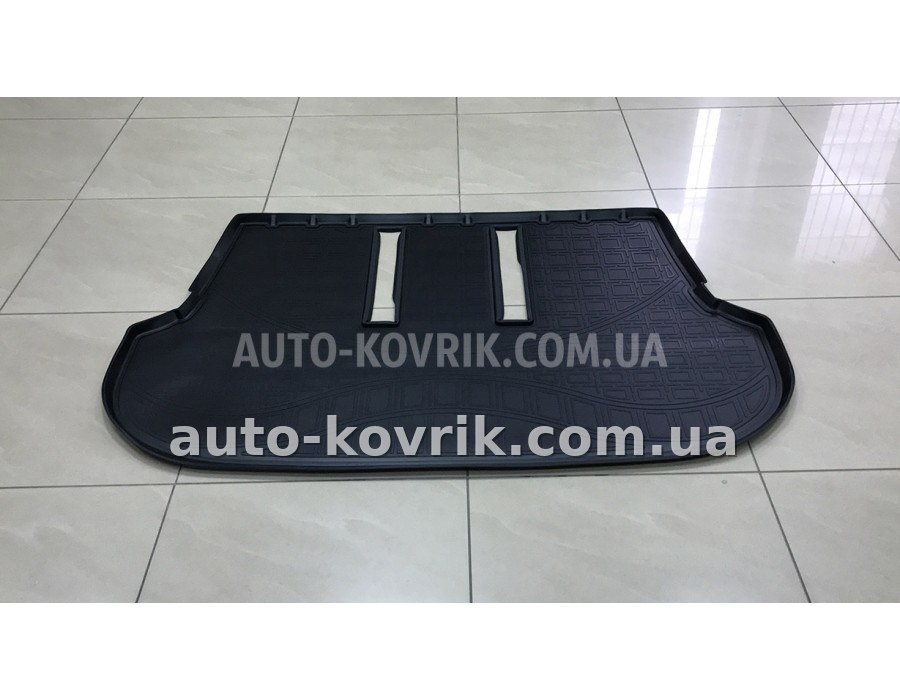 Килим в багажник Toyota Fortuner с 2015 -> полимер