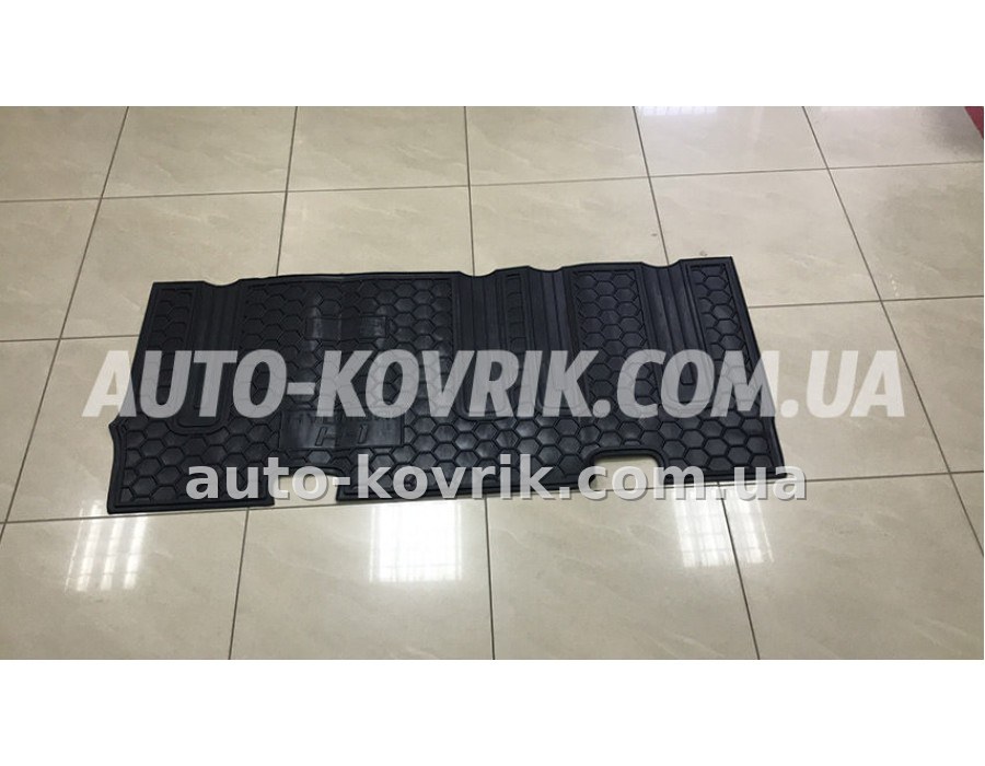 Килим в салон поліуретановий третий ряд на Хюндай H1 c 2008-> — додаткове фото