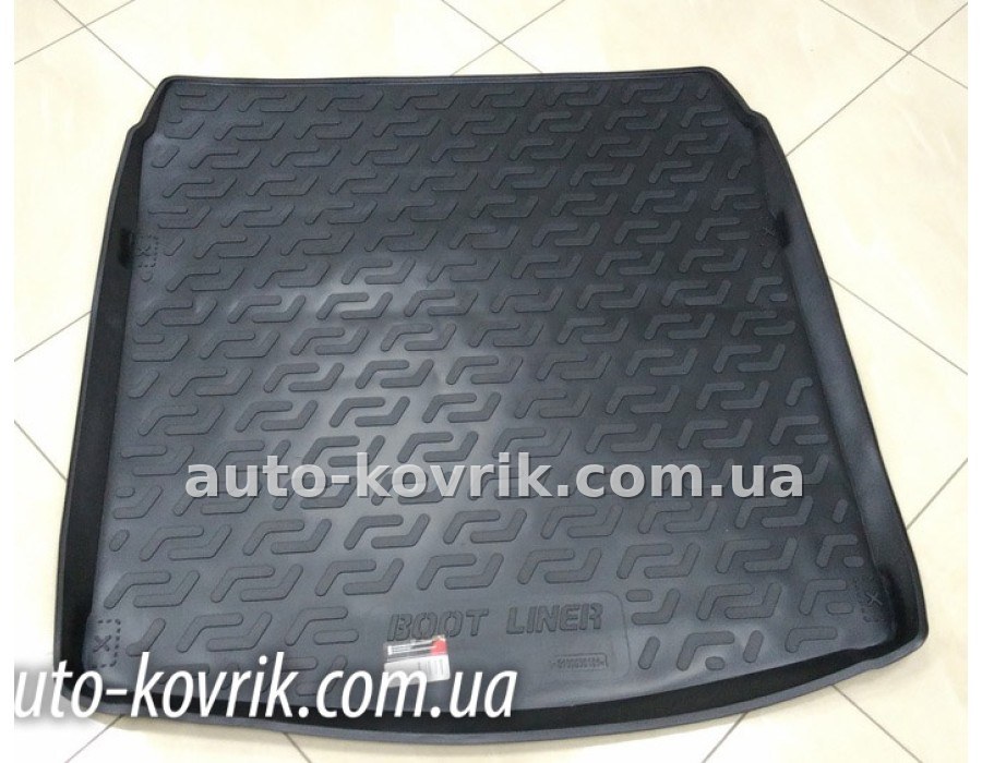 Килим багажника на Ауди А4 B8 седан 2007-2015 ТЭП