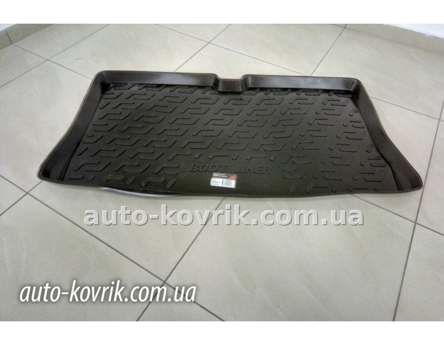Килимок багажника на Ниссан Микра K12 с 2003-2010 гумово-пластиковий