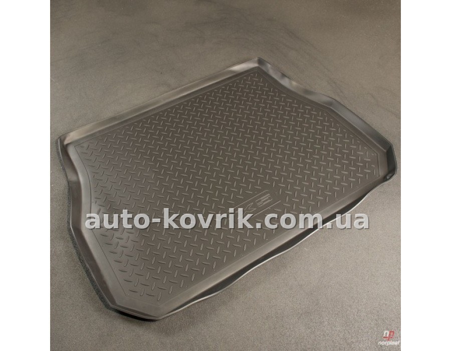 Килим в багажник BMW X5 E53 2000-2006 гумово-пластиковий