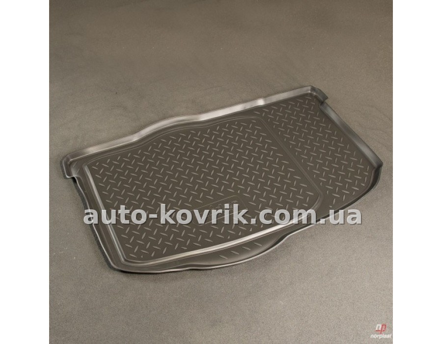 Килим в багажник