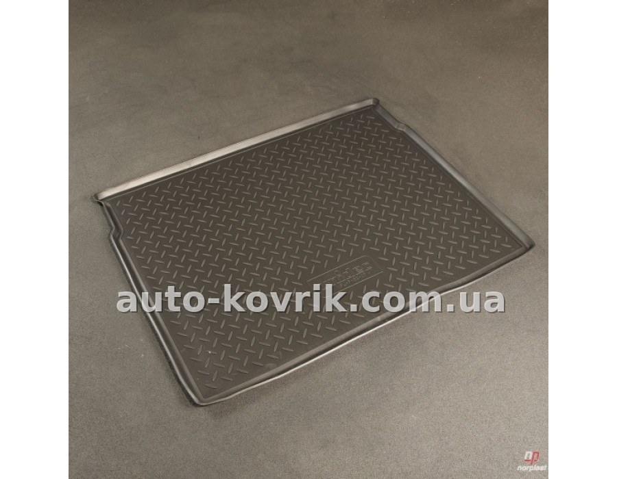 Килим в багажник