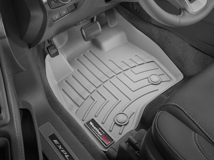 WeatherTech FloorLiner у салоні Ford Explorer. Фото: WeatherTech.